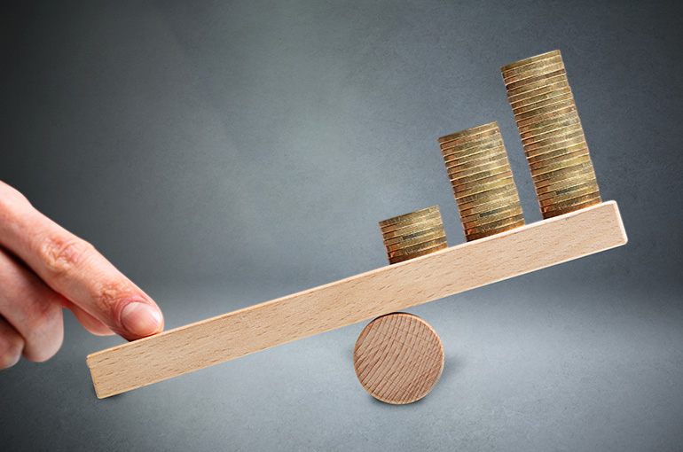 China&rsquo;s Debt-to-GDP Ratio Tops 300% in 2025 on Slower Economic Growth, Think Tank Says