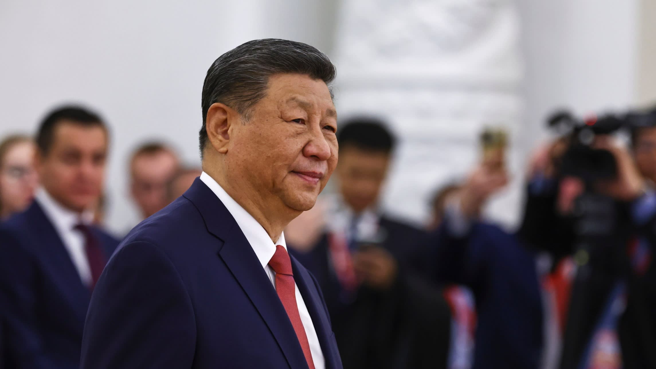 Xi Jinping calls for China&rsquo;s renminbi to attain global reserve currency status