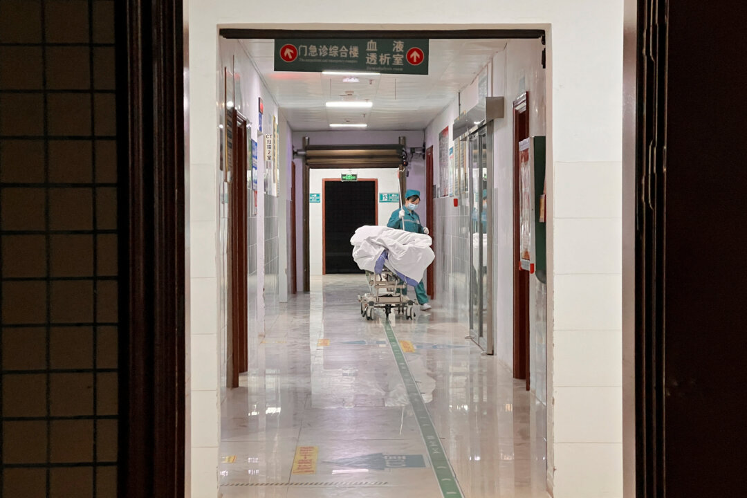 Wage Cuts Hit Hospital Workers in China as Financial Pressures Mount