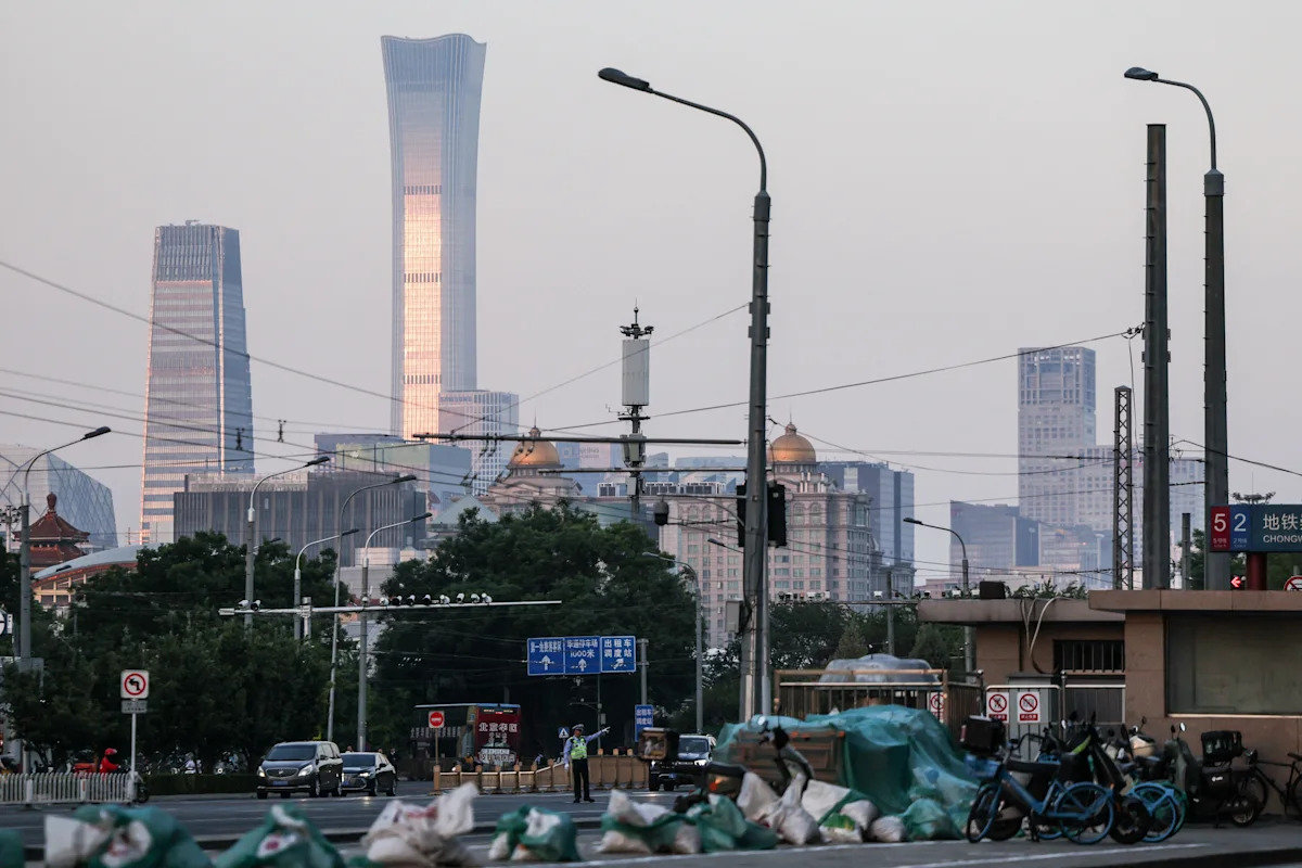 China is coming, slowly, for the dollar