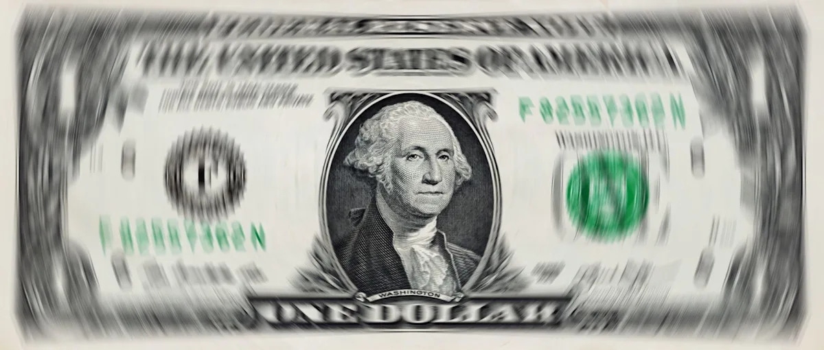 Dollar Strengthens with T-Note Yields